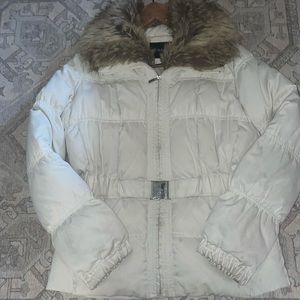 Nine West Size Small White Puffer Jacket with Fur Collar